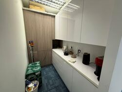 Ocbc Centre (D1), Office #562097021